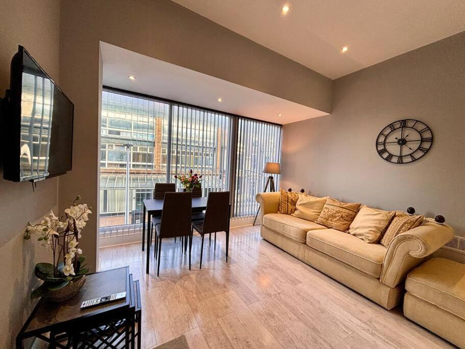 Teds Apartments-town Centre-apt2 * Blackpool
